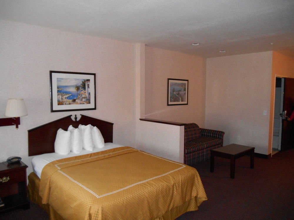 Portland Suites Airport East 페어뷰 외부 사진