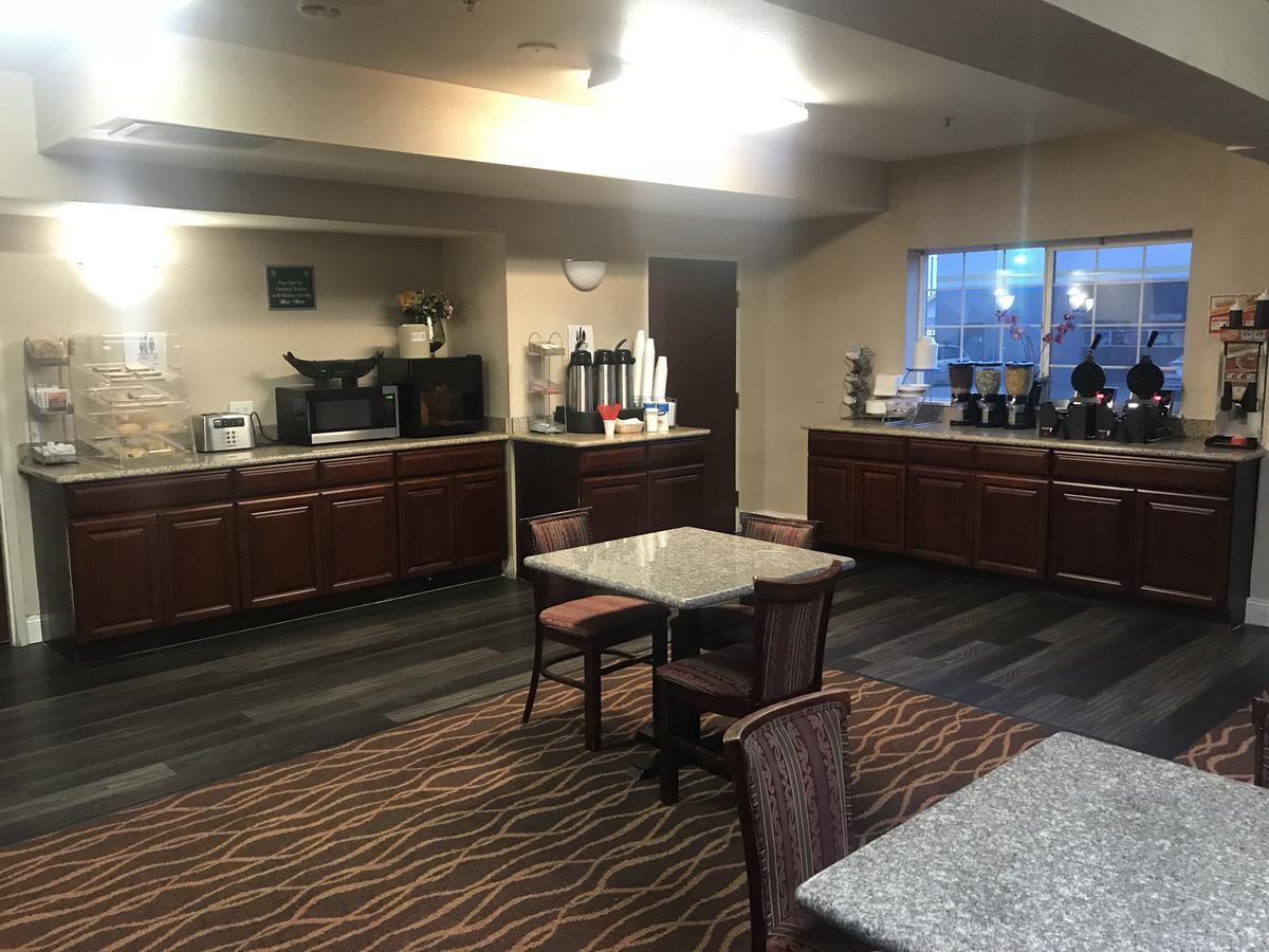 Portland Suites Airport East 페어뷰 외부 사진