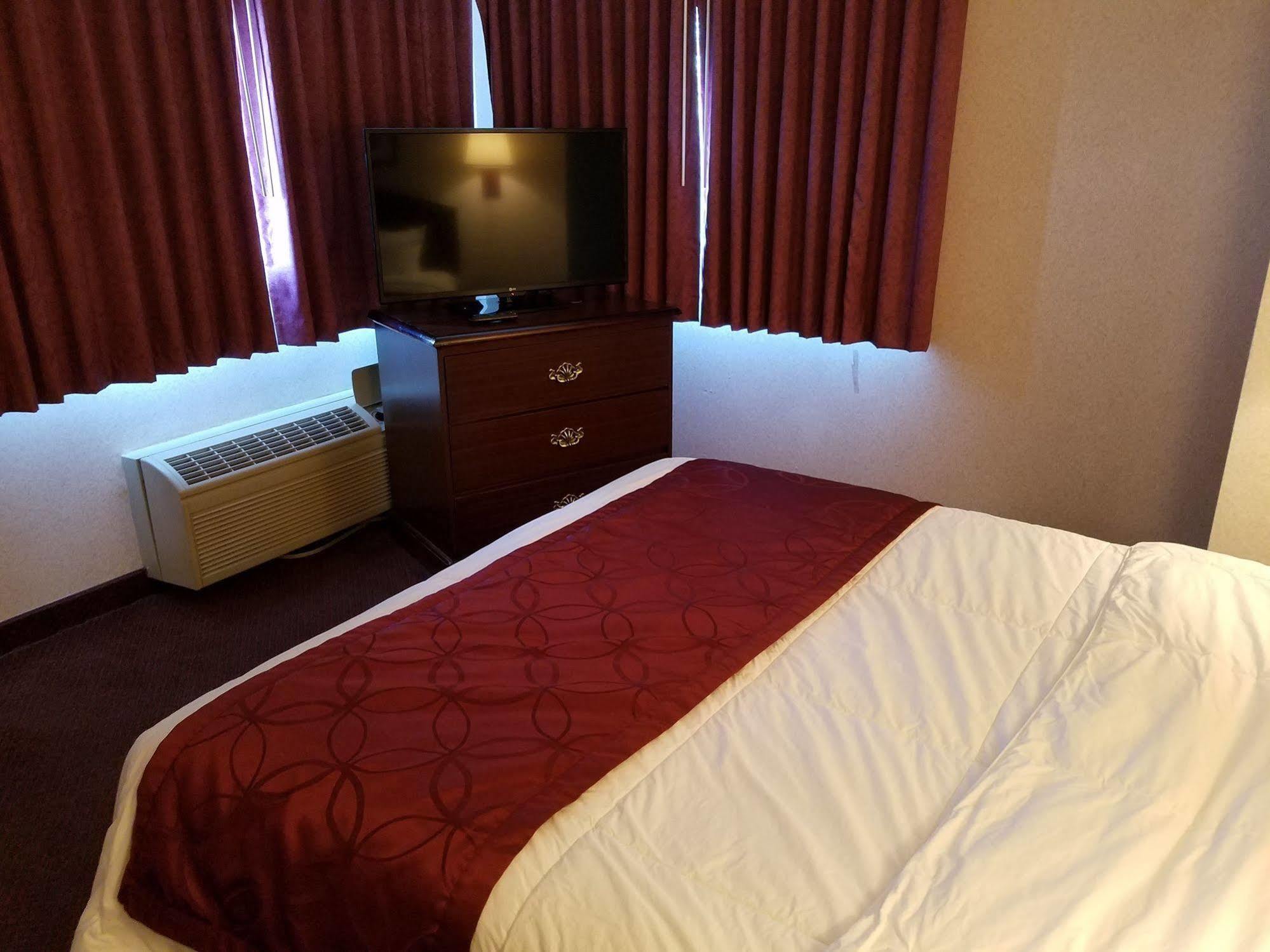 Portland Suites Airport East 페어뷰 외부 사진